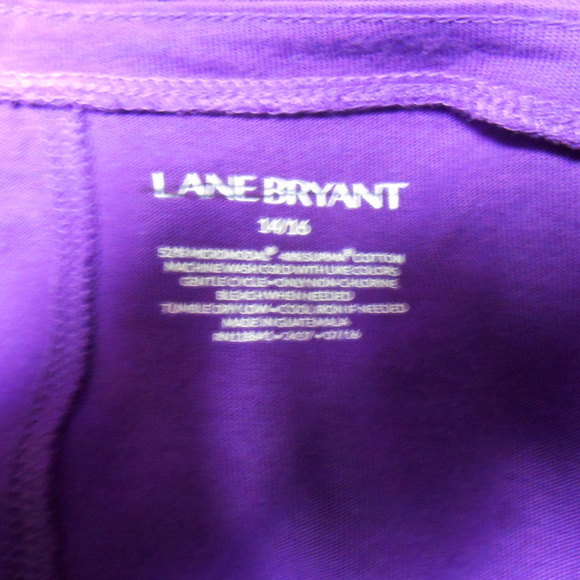 NWOT Lane Bryant purple V neck 14/16 - Picture 3 of 3